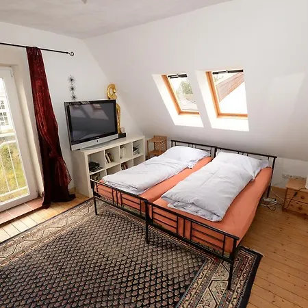 Airportgaestehaus Homestay